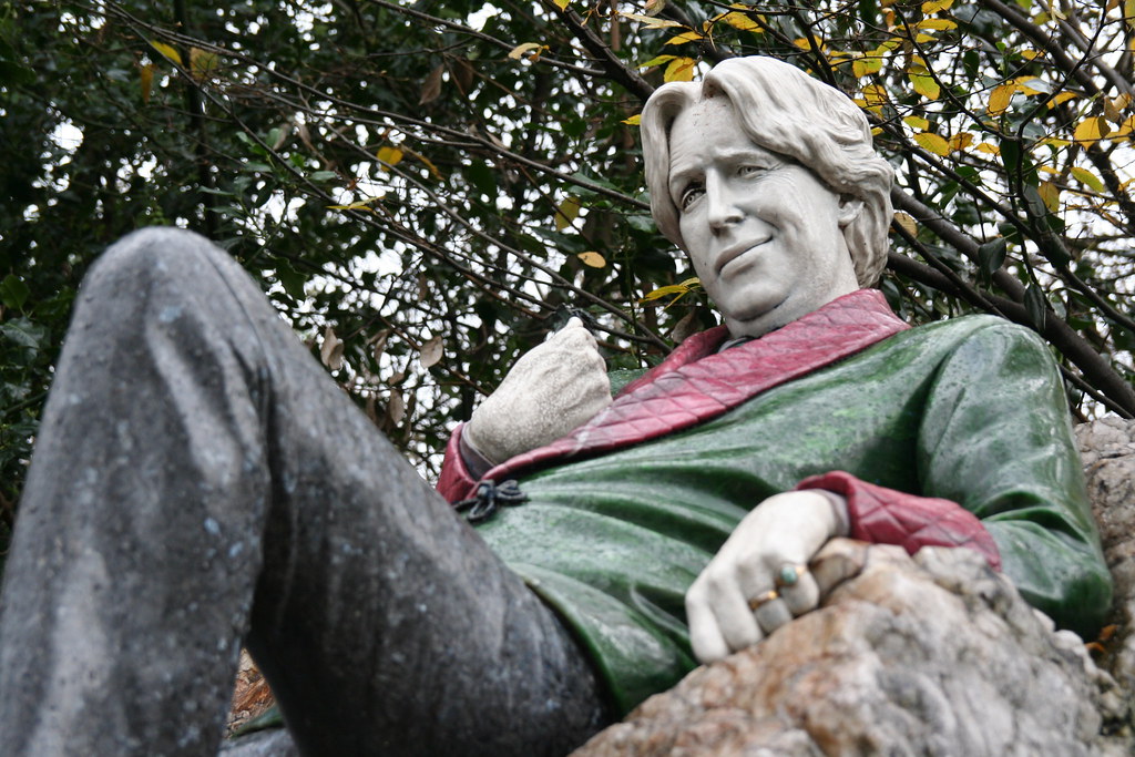 Oscar Wilde Memorial Statue