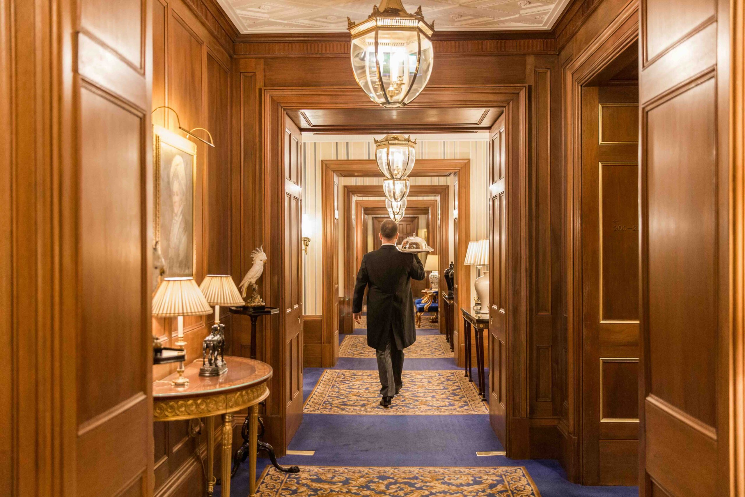 Hotel Hotspot: The Lanesborough brings Bridgerton to life