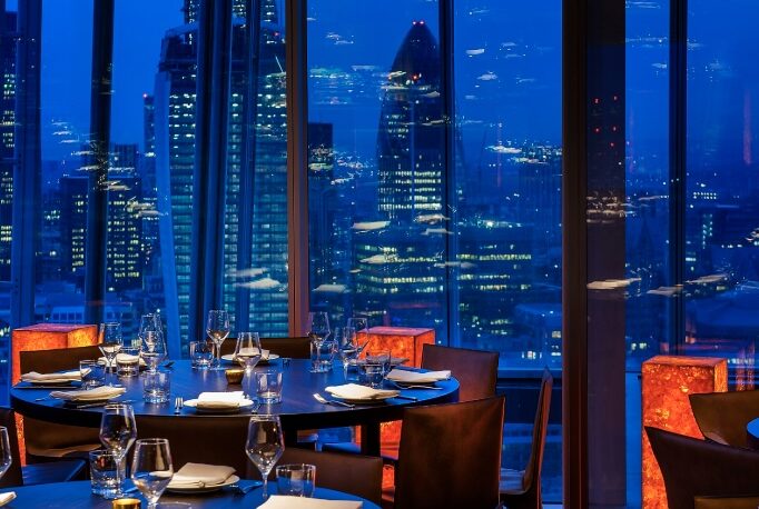 Oblix romantic restaurants in London