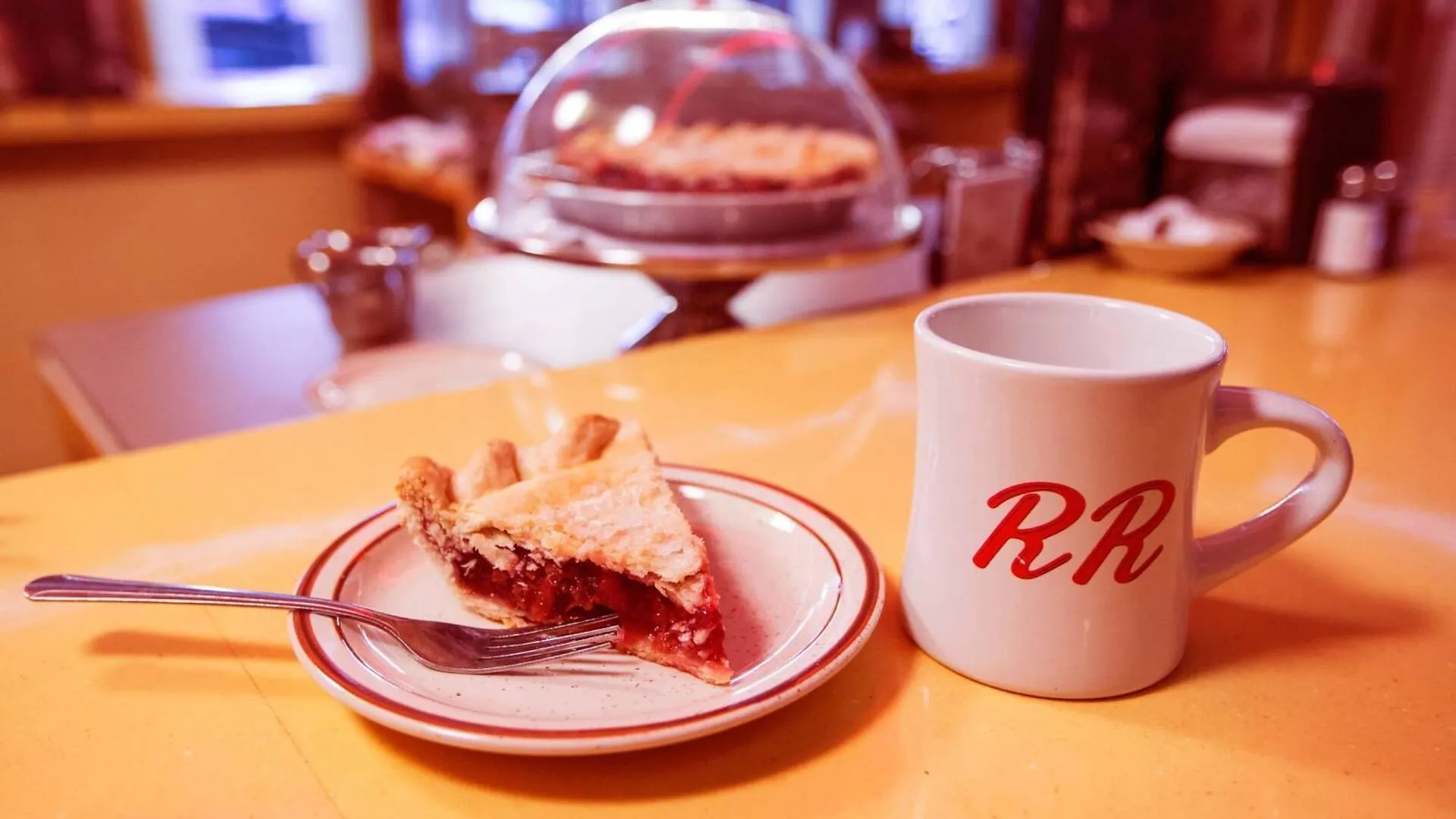 A Twin Peaks dining experience is opening in London