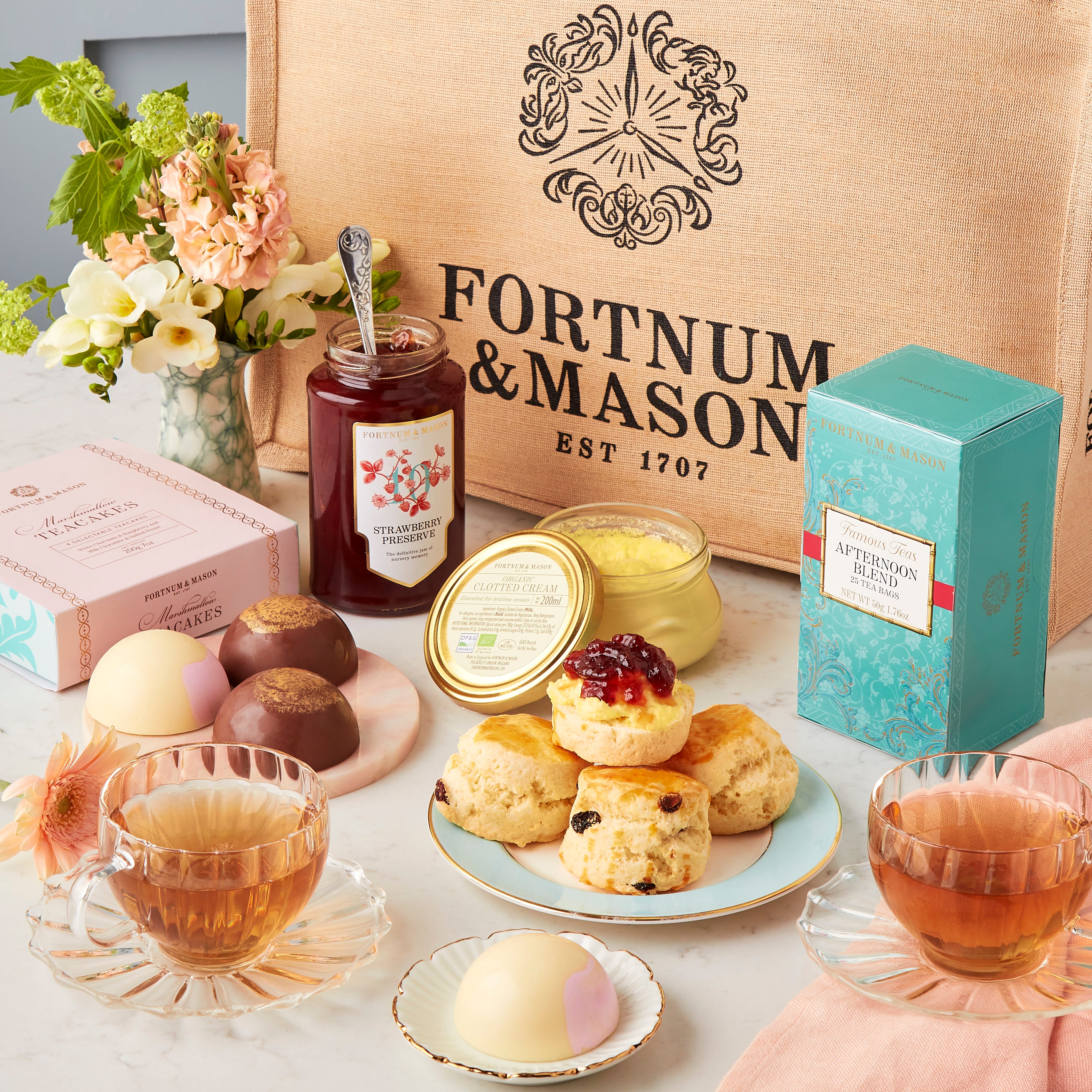 Gourmet to Go: The most luxurious picnic hampers in London