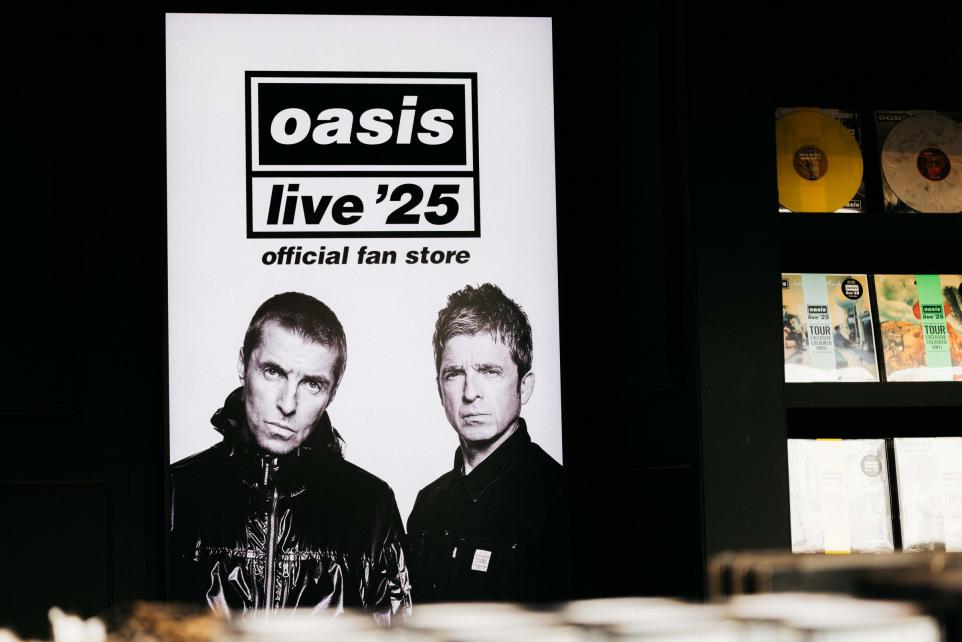Oasis pop-up