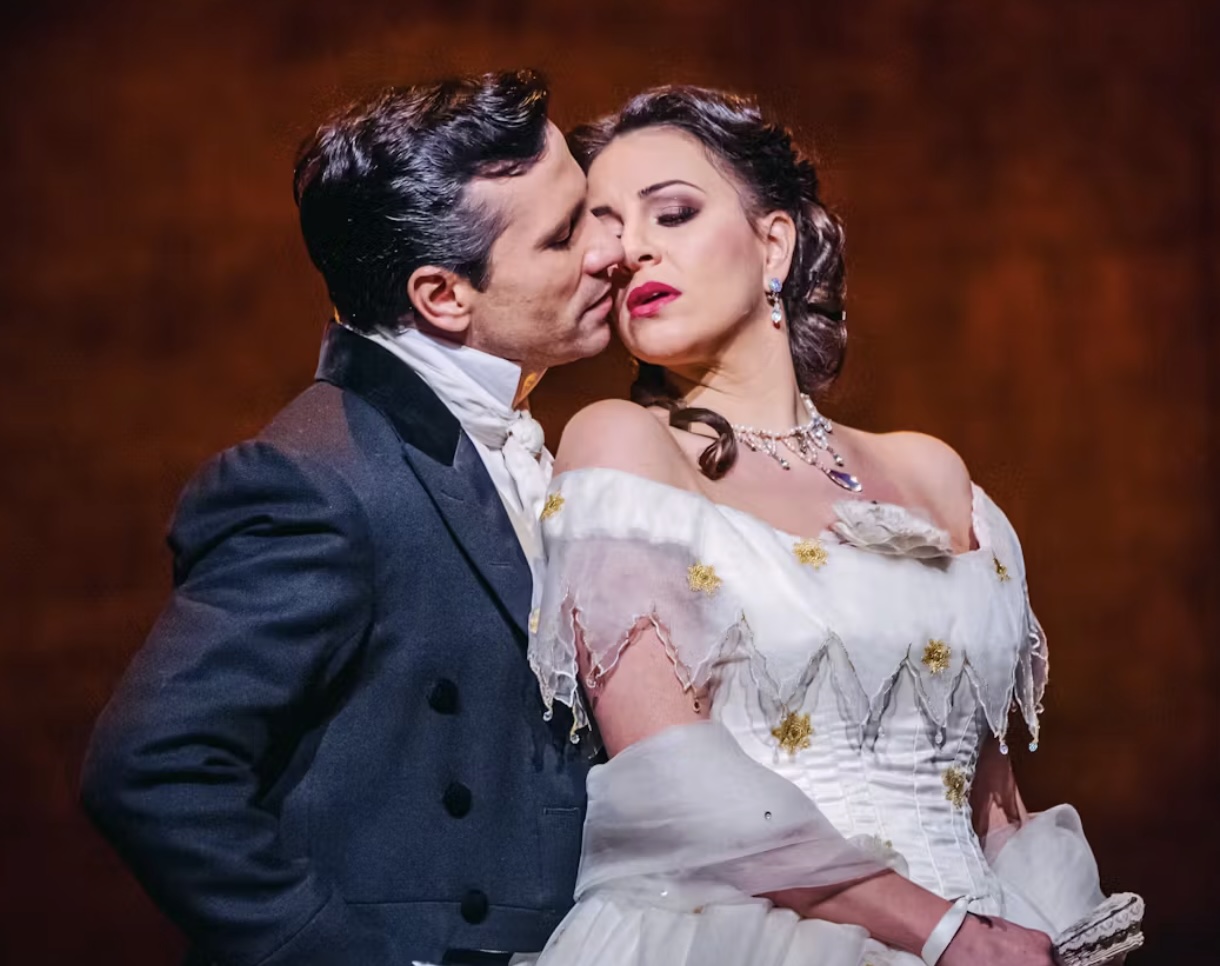 La Traviata Things to do in London